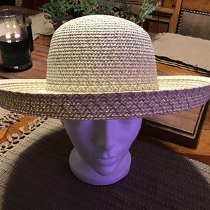 Paper Sun Hat, never used, excellent condition.